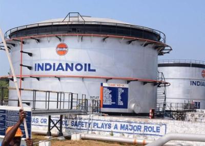 Индия продолжила закупки нефти в России