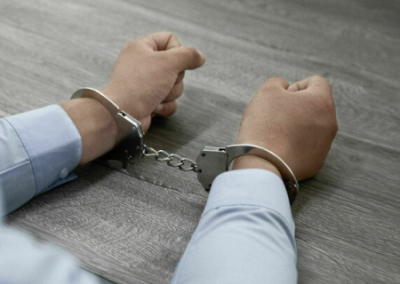 «Большинство подростков об этом не узнает». Депутаты Госдумы предложили ввести уголовную ответственность за диверсии с 14 лет