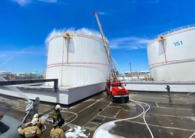 Российские ПВО сбили более сотни украинских дронов. В Феодосии поражена нефтебаза