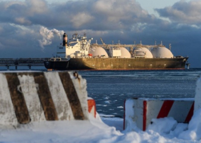 Комитеты Европарламента поддержали запрет импорта газа и нефти из РФ