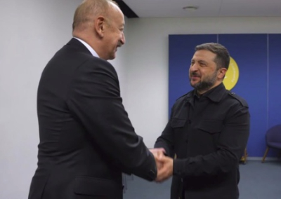 Алиев обсудил с Зеленским возможность оборонного сотрудничества