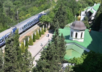 В Крыму восстановлено движение электропоездов, но проблемы с топливом остаются