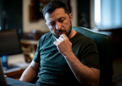 Зеленский, допустивший скорое завершение войны, продлевает военное положение до февраля