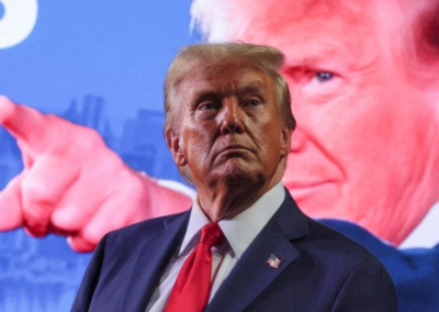 Трамп инициировал масштабное увольнение демократов из госаппарата