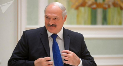 «Известные силы уже готовы оттяпать часть Украины». Лукашенко заявил об «очень серьезном замесе»