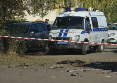 «Играла украинская группа «Океан Эльзы». В Луганске прохожий пнул блютуз-колонку, в результате остался без ноги