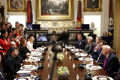 Reuters: Трамп обсуждал с Зеленским гарантии безопасности Украине и России