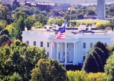 Спикер Белого дома назвала основную тему встречи Трампа с Зеленским