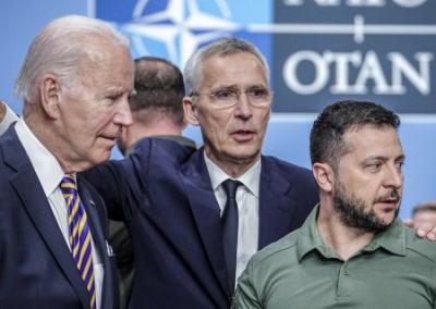 Байден называл Зеленского «занозой в заднице». Столтенберг рассказал об отношении к главе киевского режима