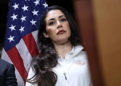 В США обвинили Зеленского в ежемесячных огромных переводах в банк Саудовской Аравии