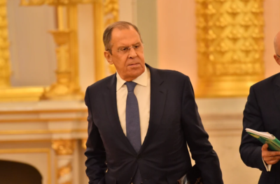 Лавров: Словакия и Венгрия не дают заправляющим в ЕС «фюрерам» превратить его в «военную машину»