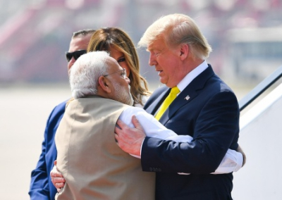 Трамп признался в любви к Моди и назвал его «жаждущим драки убийцей»