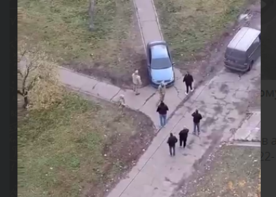 В Киеве сотрудники ТЦК  изувечили авто и открыли огонь по гражданским