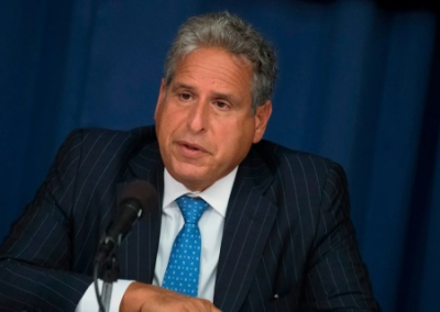 Международный адвокат  Роберт Амстердам обвинил Киев в нарушении прав верующих УПЦ