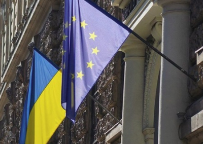 «Ястребы мечтают повторить март 2022 года». Слуцкий уверен, что европейцы намерены сорвать мирный план США, который ещё может измениться