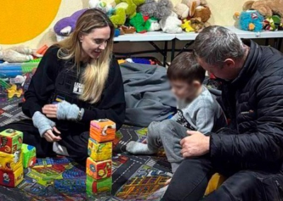 «США вместо «Томагавков» поставили Лару Крофт». Анджелина Джоли пропиарилась в Херсоне, а её охранника мобилизовали в ВСУ