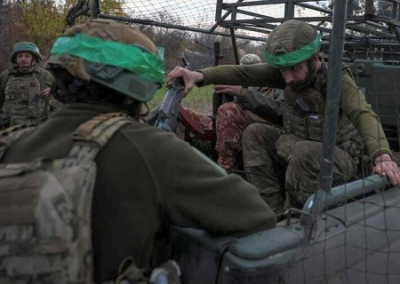 Солдаты ВСУ начали сдаваться в плен из окружённого российскими войсками Красноармейска