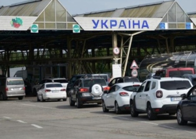 На украинских границах возникли пробки из-за ситуации с энергетикой