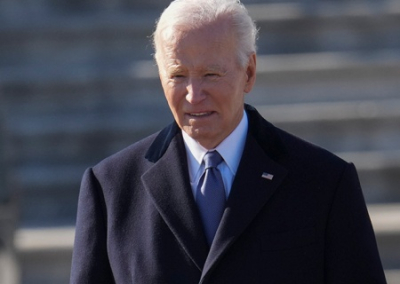 «При демократии нет королей». Байден зол на Трампа, потому что его действия «позорят США»