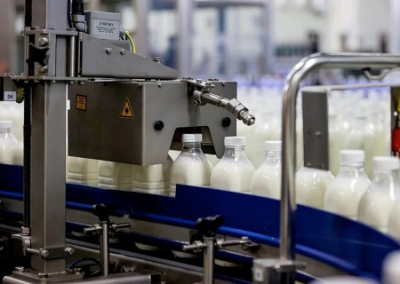 ВТБ предоставил кредит в 25 миллионов рублей крупнейшему молокозаводу в ЛНР