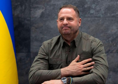 Глава Офиса президента Украины Ермак подал в отставку