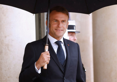 Макрон обвинил Россию в привлечении внимания к проблеме клопов во Франции