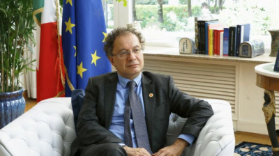 Итальянский профессор: Украина — первая в мире страна, напавшая на инфраструктуру НАТО