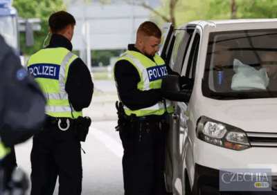 В Германии полиция начала останавливать авто с украинскими номерами и допрашивать мужчин призывного возраста