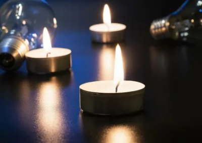 Жесткие графики отключения света введены по всей стране Украине