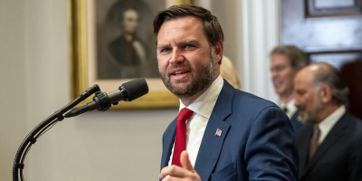 Вэнс: США выступают за восстановление связей между Россией и Украиной