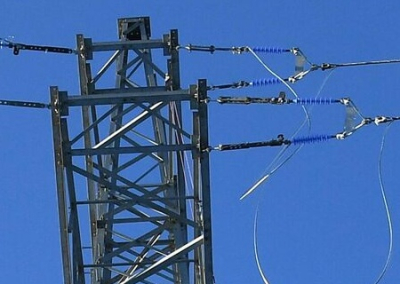 Украина продолжала экспортировать электроэнергию и даже платить за это на фоне отключения света для населения