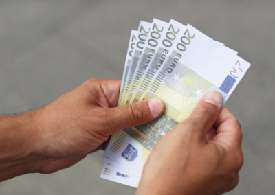 В Германии значительно сократят выплаты для украинцев