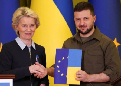 Захарова: европейские политики разграбляли помощь для Украины совместно с режимом Зеленского