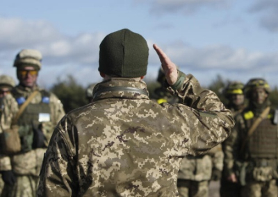 К весне у Украины не останется ни военных, ни денег