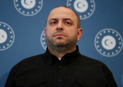 Умеров намерен продавать за границу вооружения на миллиарды долларов