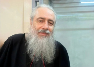 Украинские власти удерживают митрополита Арсения в тюрьме ради захвата кафедрального собора