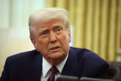 «Байден раздавал, а я не раздаю». Трамп заявил о сложной ситуации и «ужасном бардаке» в вопросе конфликта на Украине