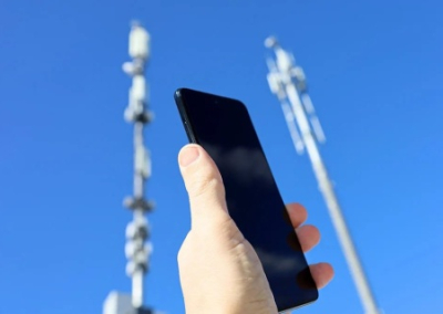 В Лисичанске и Северодонецке запустили «локальную мобильную связь»: обычная связь в городах по-прежнему не работает