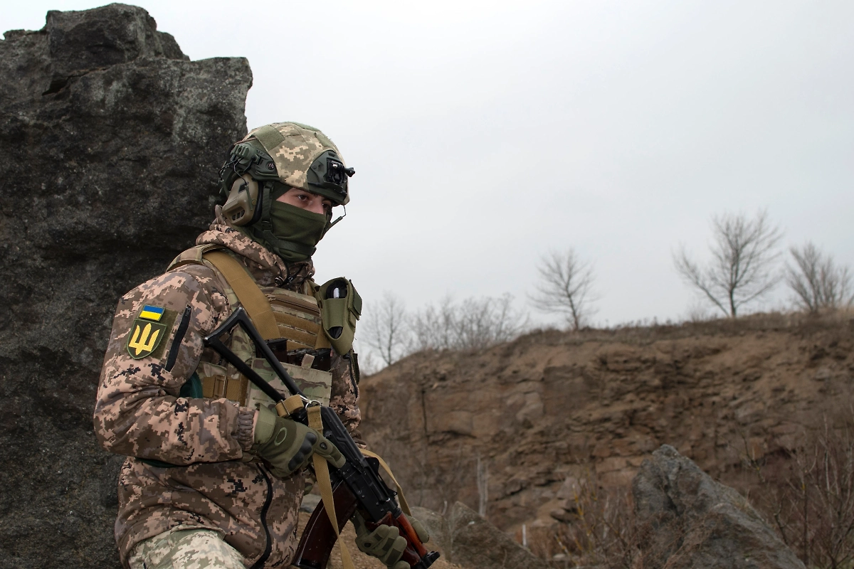 Военный аналитик призвал не ждать полного краха обороны ВСУ в ближайшие месяцы