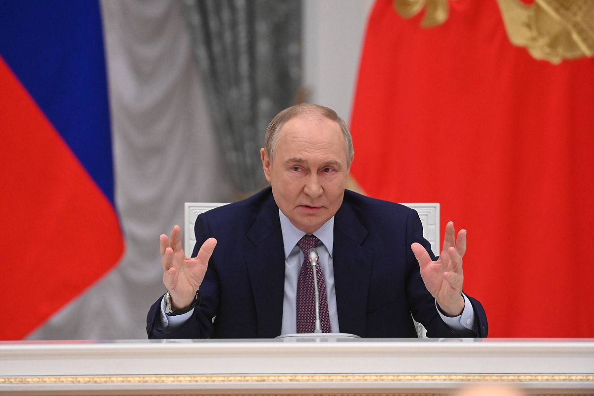 Путин поблагодарил бойцов за мужество при освобождении Димитрова и Гуляйполя