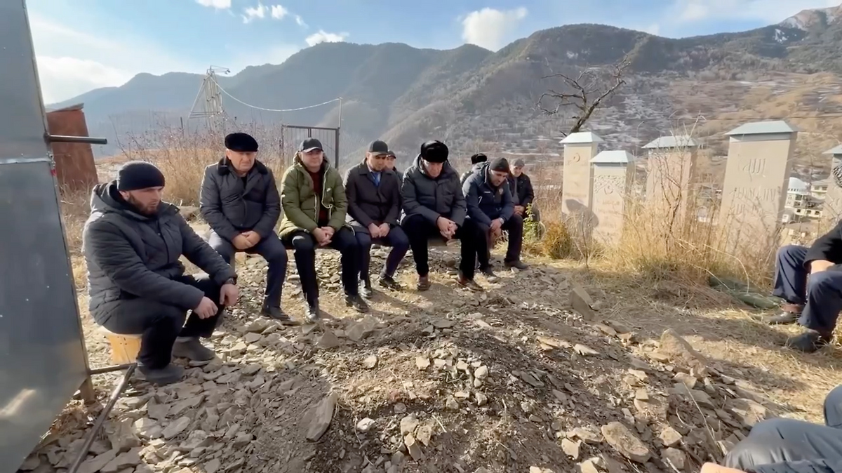 В Дагестане простились с волонтёрами, погибшими при доставке гумпомощи в зону СВО