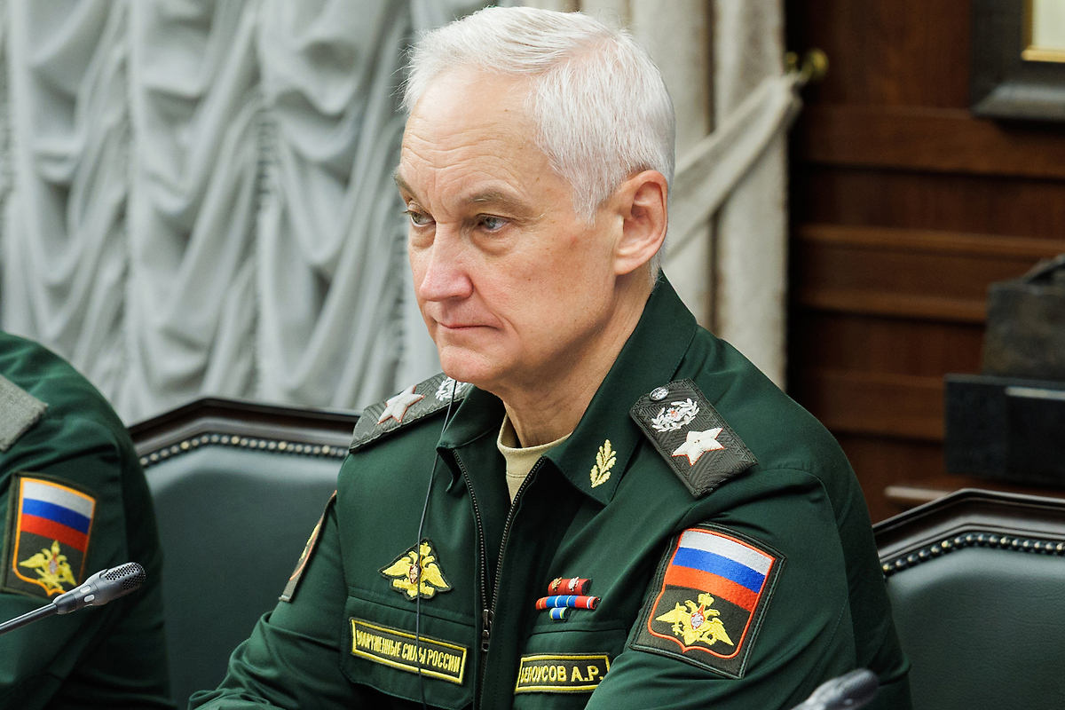 «Образцы храбрости и мужества»: Белоусов поздравил десантников с освобождением Степногорска