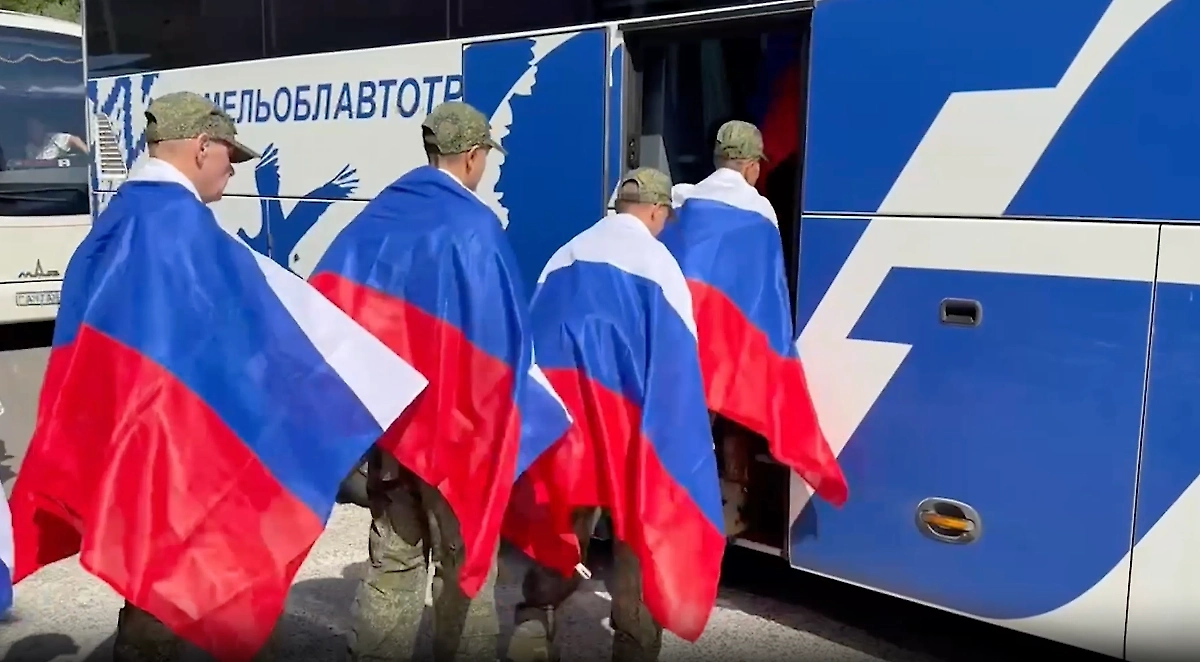 Галузин заявил о возвращении в РФ около 2,3 тыс. военных после встреч в Стамбуле