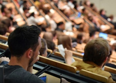 На Украине резко сократилось количество абитуриентов мужчин 25+