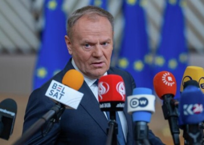 Помощь Украине расколола Европу на два лагеря. Туск говорит о «переломном моменте»