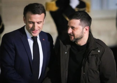 Захарова: террорист Зеленский шантажирует лидеров Евросоюза, потому что связан с ними коррупцией