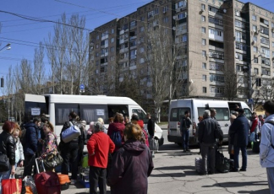 Киев готовит очередную крепость. В Святогорске объявлена принудительная эвакуация семей с детьми
