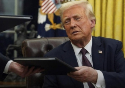 «Король пошлин» Трамп выдвинул ультиматум Европе: Гренландия или торговые пошлины до 25%