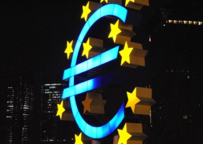 «Деньги не растут на деревьях». Украина требует от Евросоюза $800 млрд