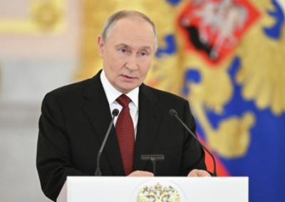 Мир не наступает сам, он требует усилий — Путин